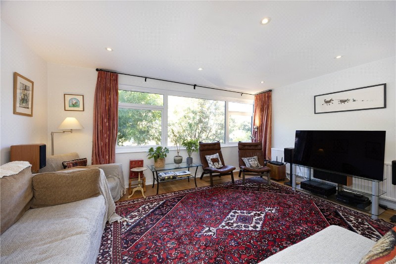 Kingslawn Close, London, SW15