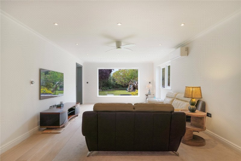 Dickerage Road, Kingston upon Thames, KT1