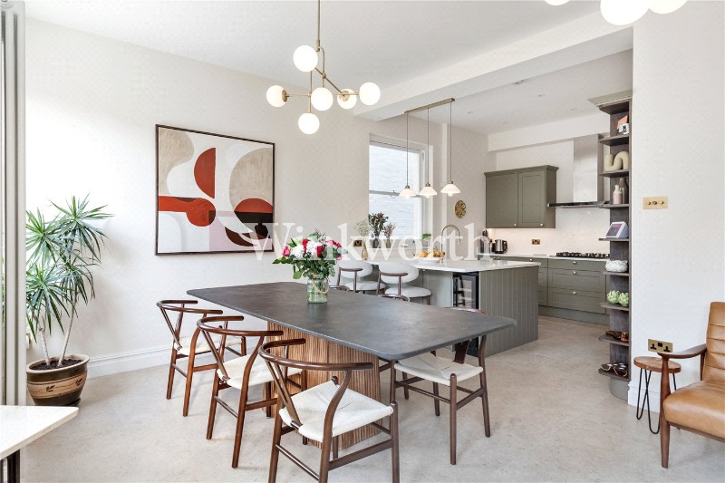 Arcadian Gardens, London, N22