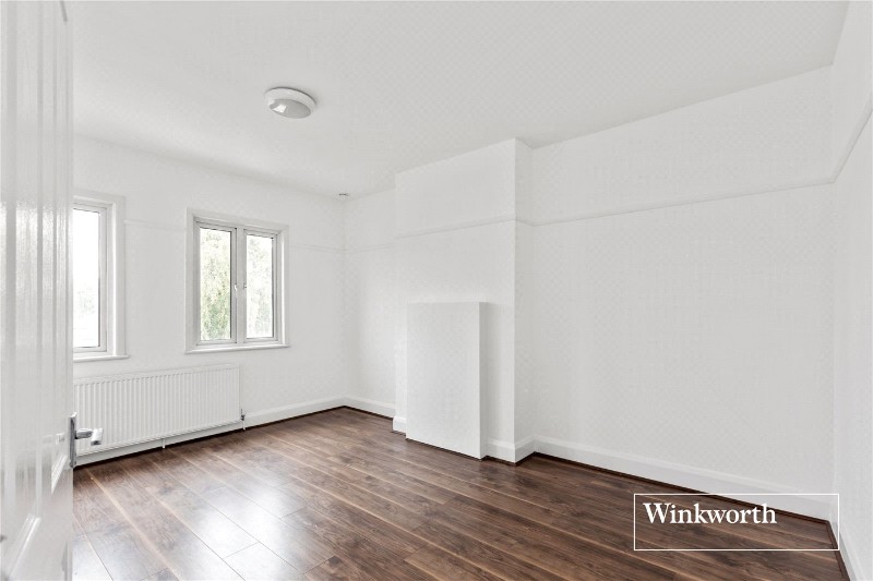 Sussex Ring, Woodside Park, London, N12