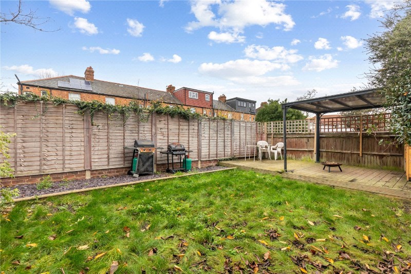 Gorringe Park Avenue, Mitcham, CR4