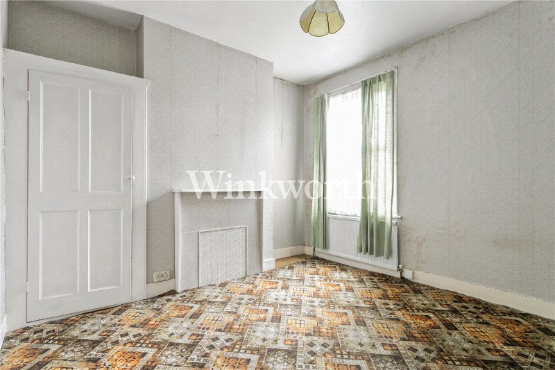 Westbury Avenue, London, N22