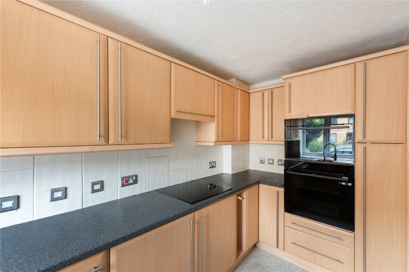 Riverside Close, London, E5