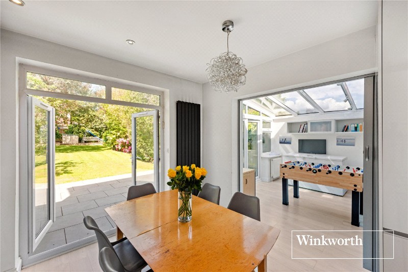 Fitzalan Road, Finchley, London, N3
