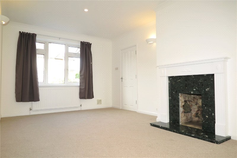 Tor Road, Farnham, Surrey, GU9