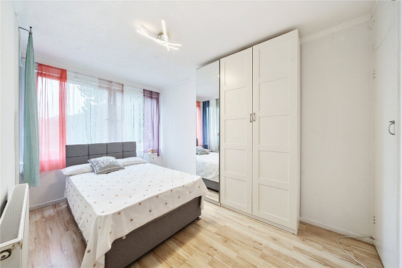 Canute Gardens, London, SE16
