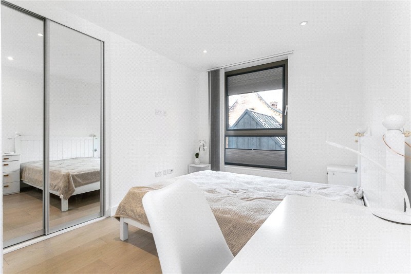 Gunthorpe Street, London, E1
