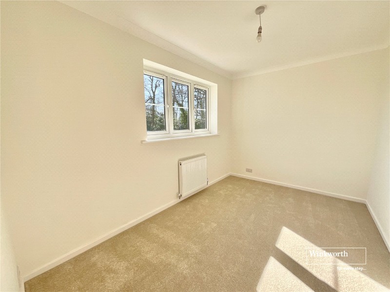 Angeline Close, Highcliffe, Christchurch, BH23