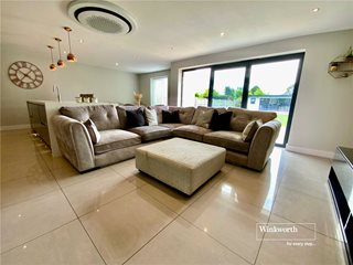 Merlin Way, Mudeford, Christchurch, Dorset, BH23