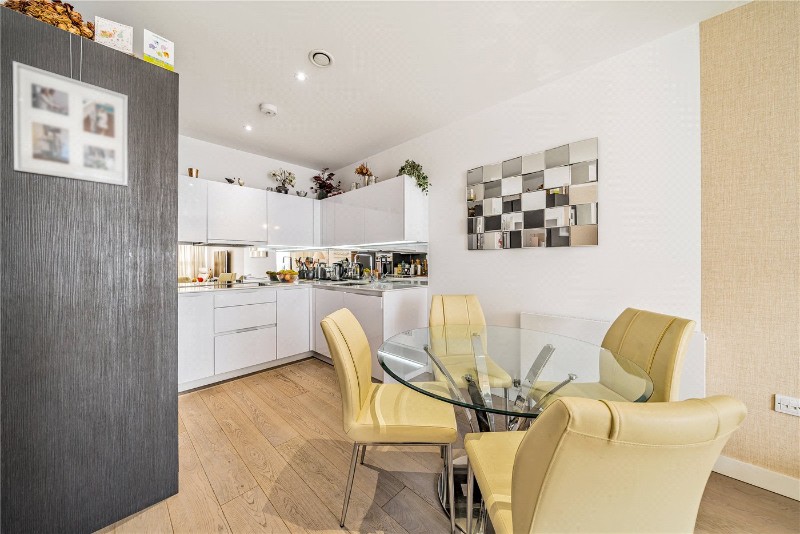 Granite Apartments, 30 River Gardens Walk, Greenwich, London, SE10
