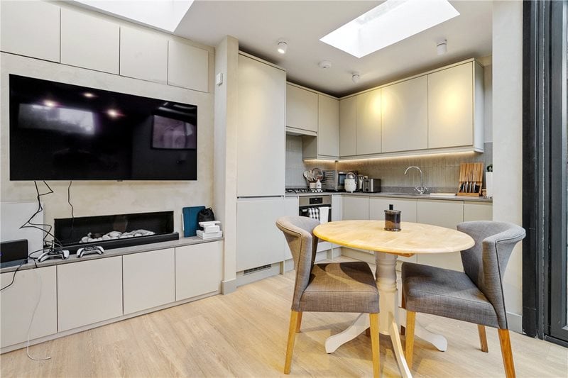 Richards Place, London, SW3