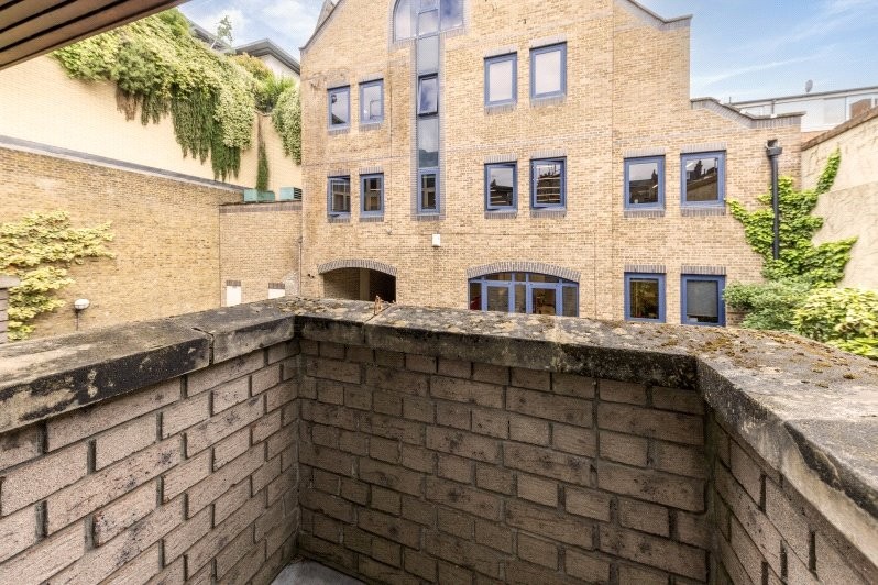 Charlotte Place, London, SW1V