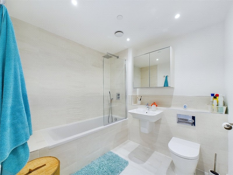 392 - 394, Seven Sisters Road, London, N4