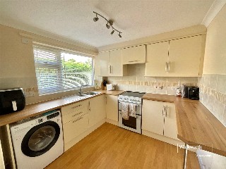 Cornford Way, Highcliffe, Dorset, BH23