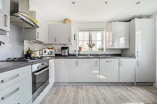 Ribston Road, Farnham, Surrey, GU9