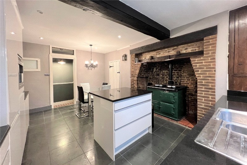 Wycombe End, Beaconsfield, HP9