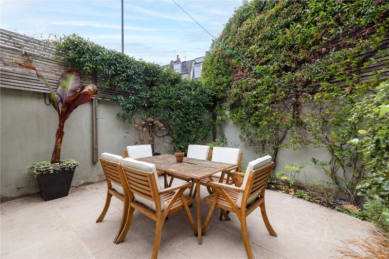 Broughton Road, London, SW6