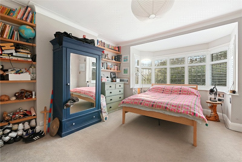 Chelmsford Square, London, NW10