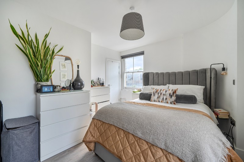 Wells Park Road, London, SE26