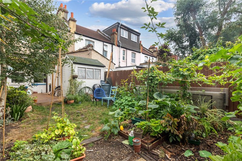 Thirsk Road, Mitcham, CR4