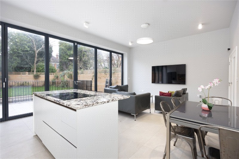 Woodborough Road, London, SW15