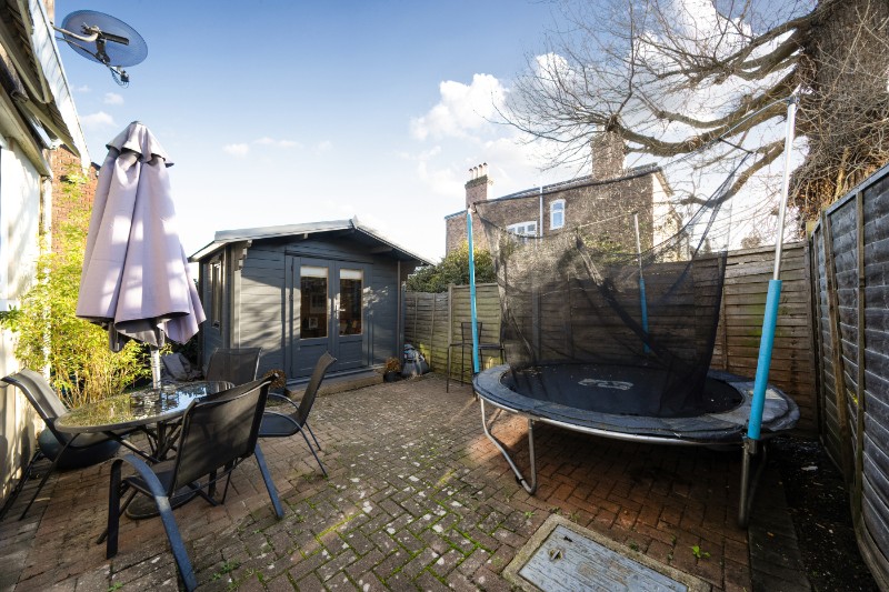 Round Hill, London, SE26