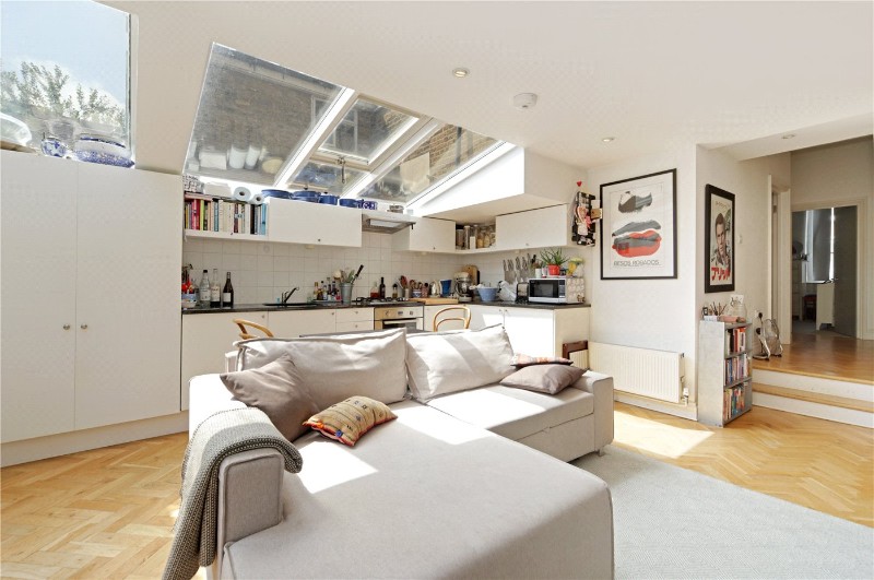 Clifton Avenue, London, W12