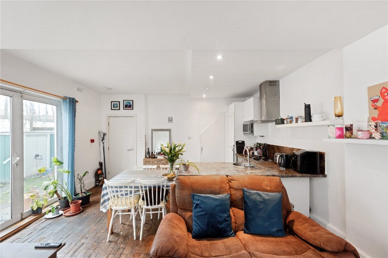 Bradbury Mews, London, N16