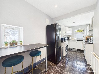 Great North Way, London, NW4