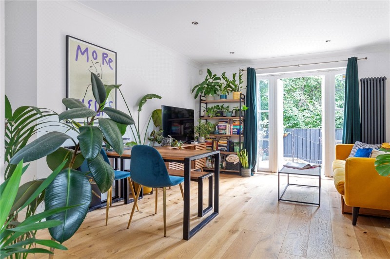 Bristowe Close, London, SW2