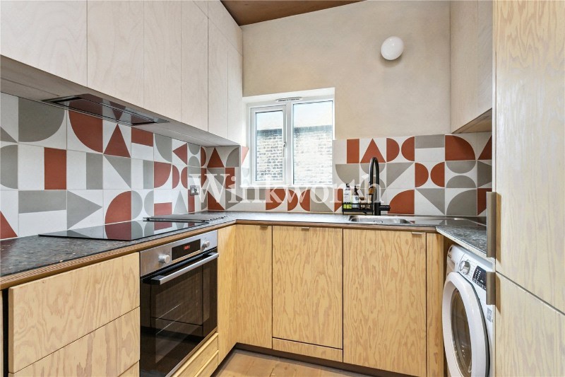 The Avenue, London, N17