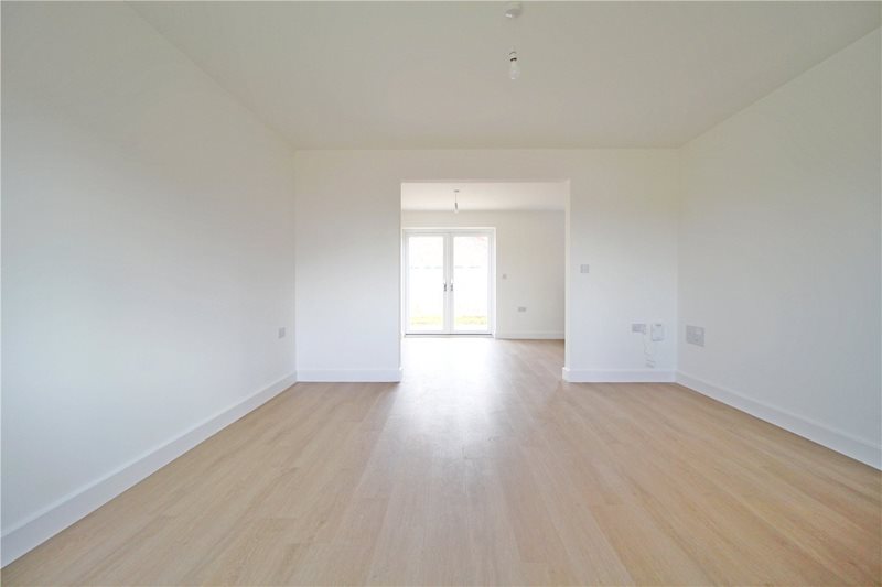 Farnborough Close, Pinchbeck, Spalding, PE11