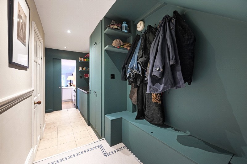 Sedgeford Road, London, W12