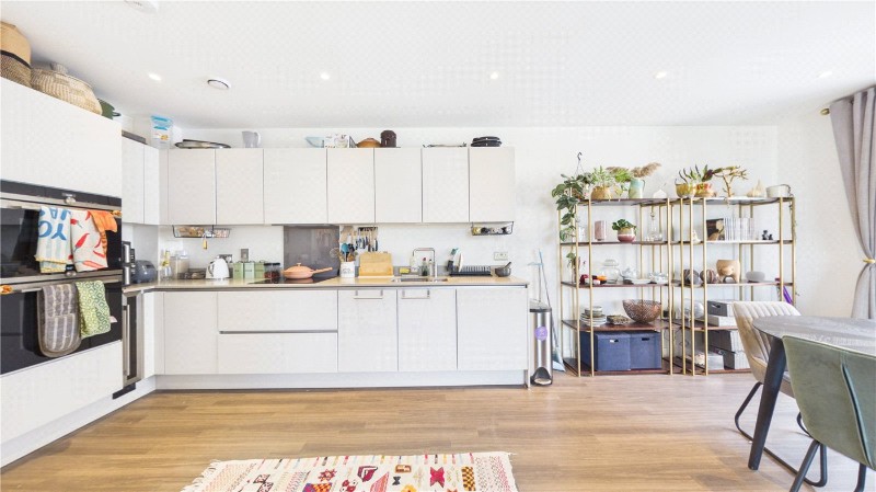 Bollo Bridge Road, London, W3