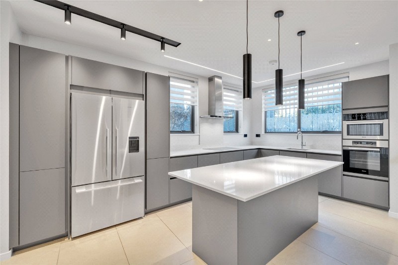 The Vale, London, NW11