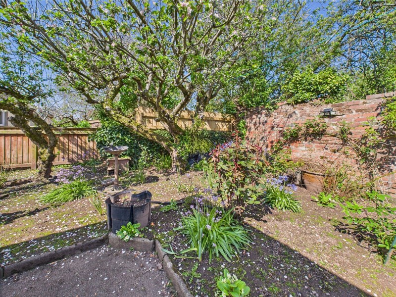 Tolleys, Crediton, Devon, EX17