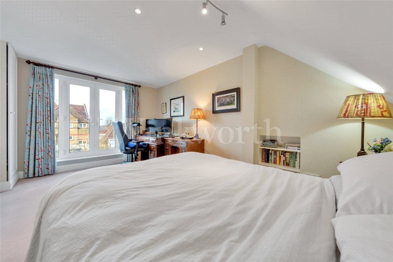 Cricklewood Lane, London, NW2