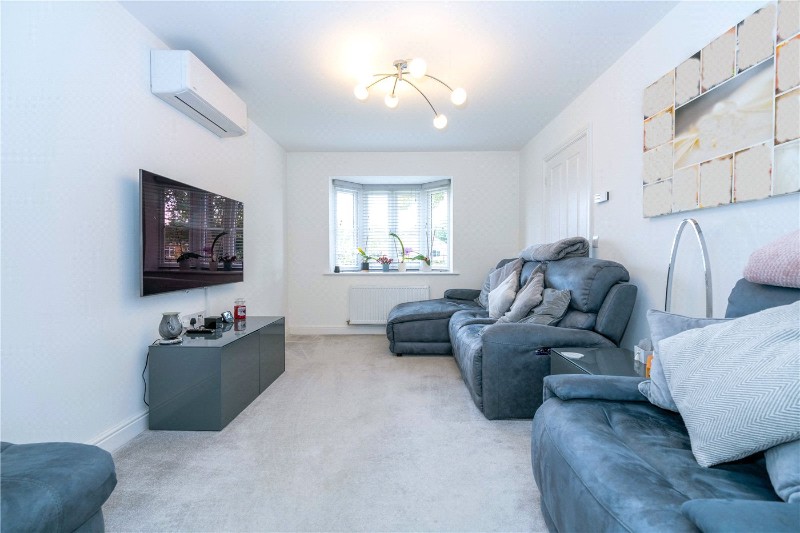 Harrier Way, Market Deeping, Peterborough, Lincolnshire, PE6