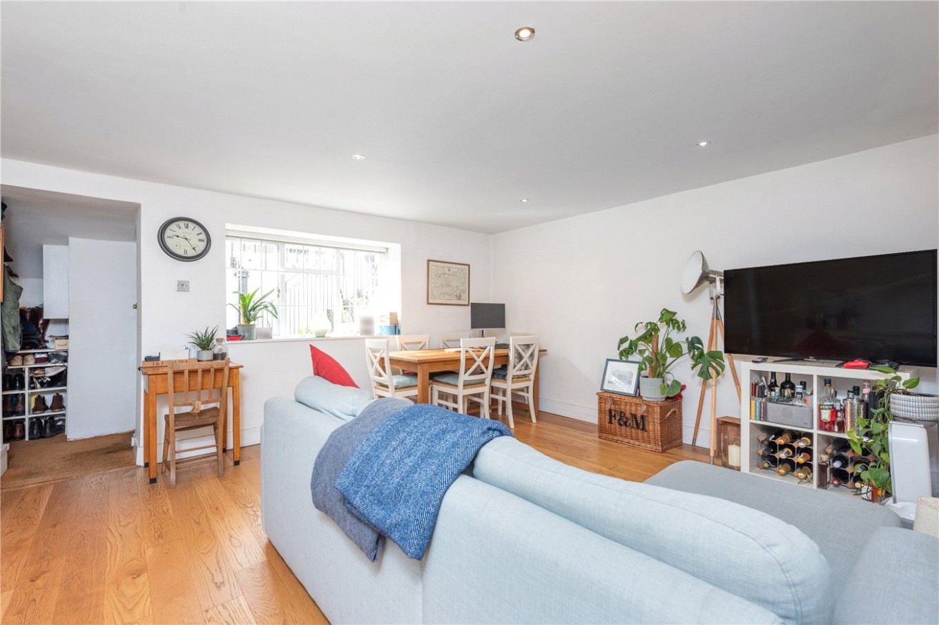 2 bedroom property for sale in Offord Road, Islington, London, N1 (Ref