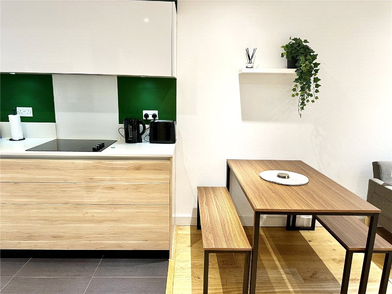 Devizes Street, London, N1