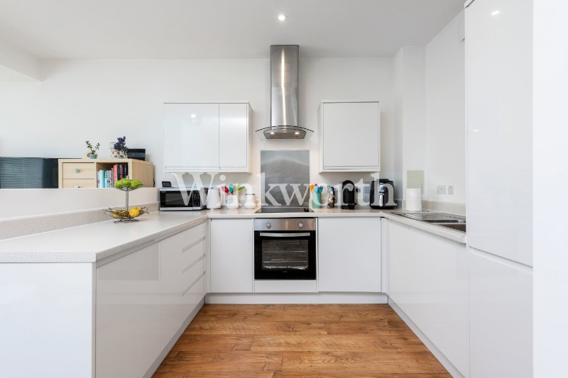 Wells Mews, London, N11