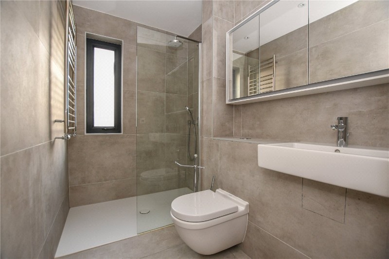 New Wokingham Road, Crowthorne, Berkshire, RG45