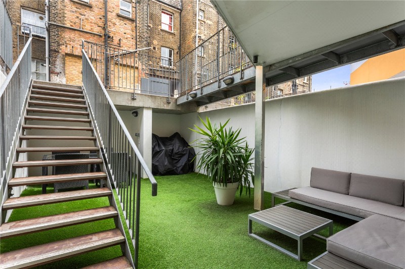 Mears Close, London, E1