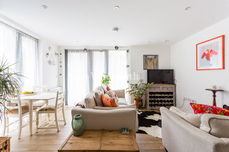 Lapwing Heights, Waterside Way, London, N17