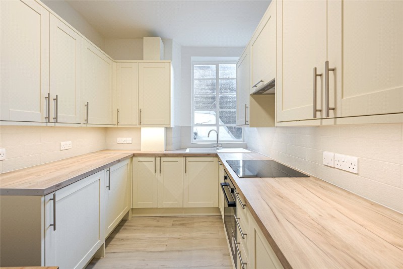 St Georges Drive, London, SW1V
