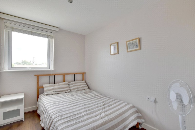 Tarves Way, Greenwich, London, SE10