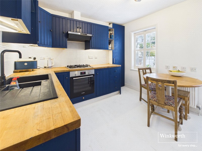 Montague Terrace, Newbury, Berkshire, RG14