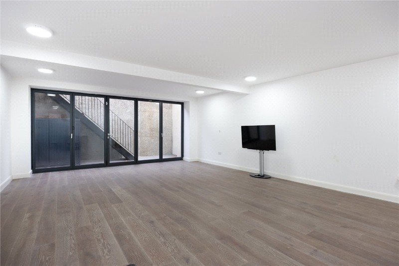 Woodborough Road, London, SW15