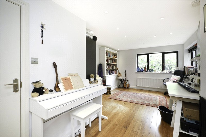 Dallas Road, London, United Kingdom, W5