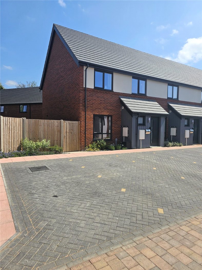Pleasants Avenue, Poringland, Norwich, Norfolk, NR14